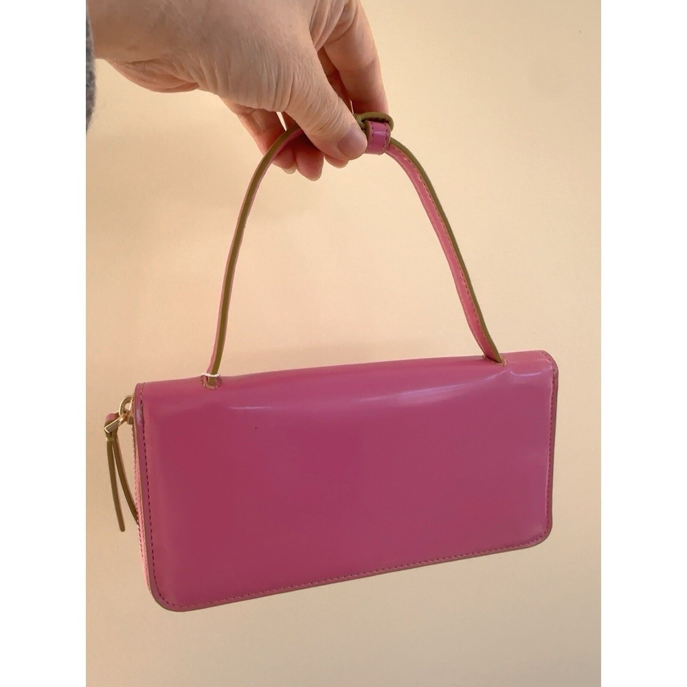 Vera Bradley Patent faux leather Accordion Wristlet, Ibis Rose Retail $110 - Picture 10 of 11